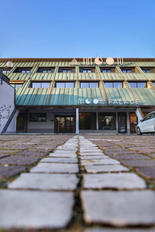 Moon Palace Hotel Arese Εξωτερικό φωτογραφία