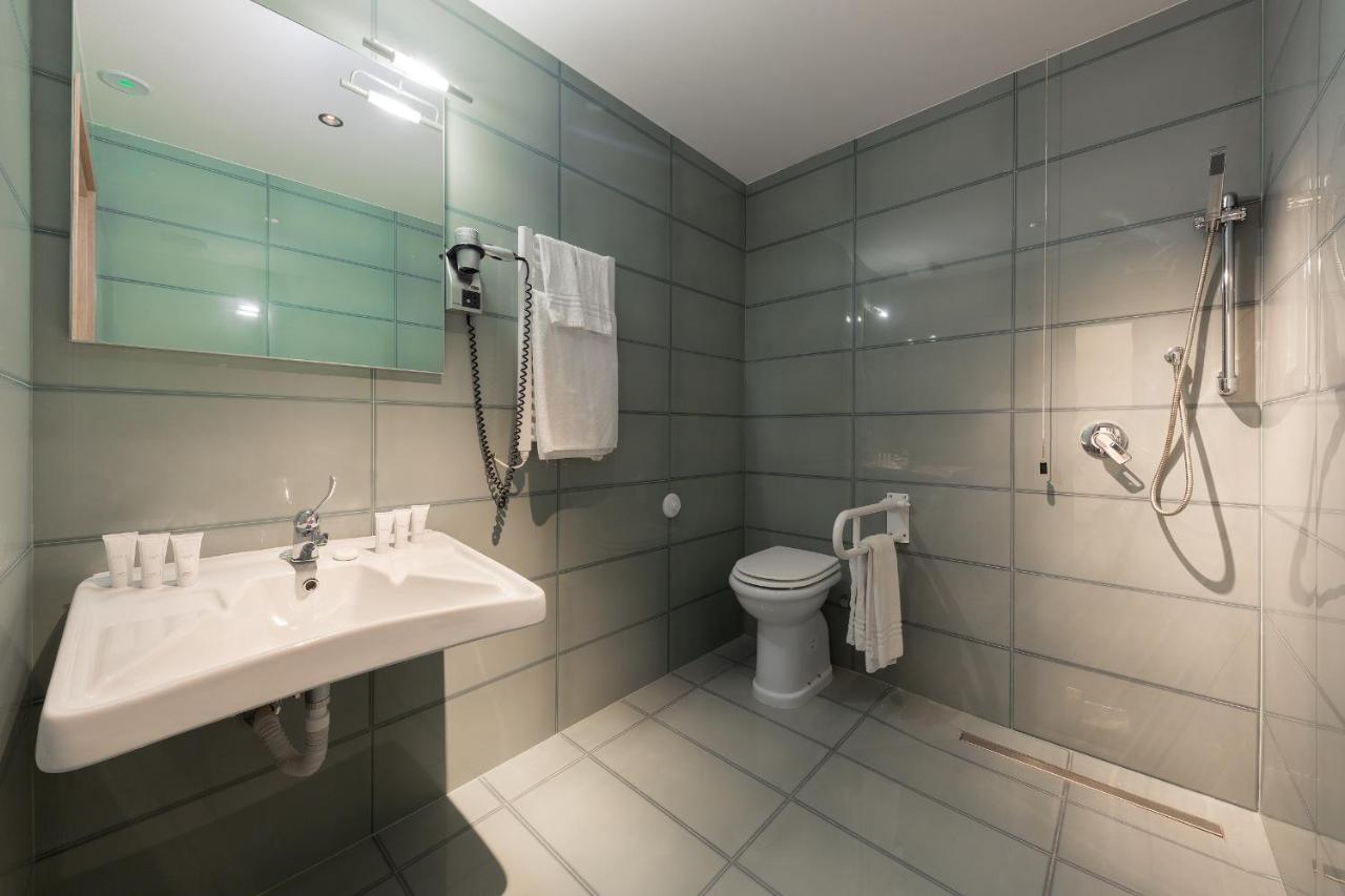 Moon Palace Hotel Arese Εξωτερικό φωτογραφία
